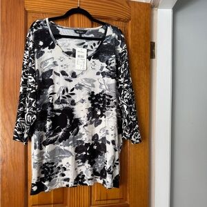 NWT Ulla Popken Top